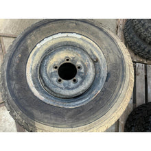 Last inn bildet i gallerivisningen, 15 Inch Rim and All-Terrain Tire Set – Classic UAZ – Used – Price per Set of 4 - - UAZ spare parts