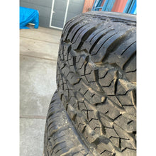 Last inn bildet i gallerivisningen, 15 Inch Rim and All-Terrain Tire Set – Classic UAZ – Used – Price per Set of 4 - - UAZ spare parts