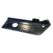Last inn bildet i gallerivisningen, Cabin Engine Cover Left Next to Hood – Bukhanka (Classic &amp; Modern) – OEM 451D-8402300-01 - Interior - UAZ spare parts