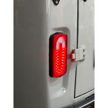 Last inn bildet i gallerivisningen, LED Tail light Universal – Hunter &amp; 469, Bukhanka – OEM 4573-001-87018980-2014 - - UAZ spare parts