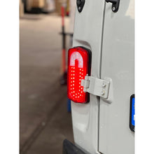 Last inn bildet i gallerivisningen, LED Tail light Universal – Hunter &amp; 469, Bukhanka – OEM 4573-001-87018980-2014 - - UAZ spare parts