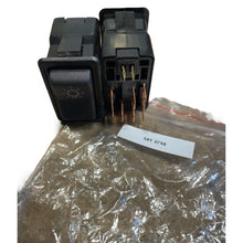Laden Sie das Bild in den Galerie-Viewer, Light Switch – Bukhanka Modern, Hunter &amp; 469 (2.7L), Patriot – OEM 3160-00-3710030-00 - Electrical and instruments - UAZ spare parts
