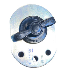 Görseli Galeri görüntüleyiciye yükleyin, Main Electrical Switch – Bukhanka Classic (2.4L &amp; 2.9L) &amp; Hunter/469 (2.4L &amp; 2.9L) – OEM VK318B-3737010-02 - Electrical and instruments - UAZ spare parts