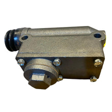 Ielādēt attēlu galerijas skatītājā, Master Brake Cylinder – Bukhanka Classic (2.4L &amp; 2.9L), Hunter &amp; 469 – OEM 12-3505010 - Brake system - UAZ spare parts