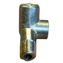 Načíst obrázek do prohlížeče Galerie, Oil Pressure Sensor Fitting – Bukhanka Modern (2.7L), Hunter &amp; 469 (2.7L), Patriot, Profi – OEM 42000.0053-00-3829420-02 - Engine - UAZ spare parts
