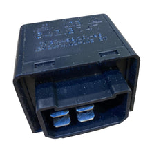 Ielādēt attēlu galerijas skatītājā, Turn Signal Relay – Bukhanka (Classic &amp; Modern), Hunter &amp; 469 – OEM 315195-3747060-00 / 2105-3747010-OTK - Electrical and instruments - UAZ spare parts