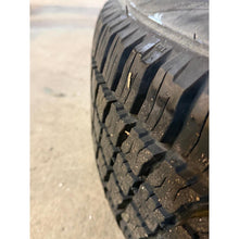 Заредете изображението в галерията, Wheel &amp; Tire Set 16in White 225/75R16 (5x) – Hunter &amp; 469; Bukhanka – USED - - UAZ spare parts