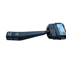 Cargar imagen en el visor de la galería, Windscreen Wiper Handle – Bukhanka Modern (2.7L) – OEM 702-3709 - Electrical and instruments - UAZ spare parts