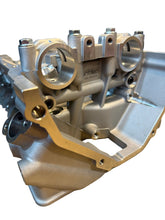 Carica l'immagine nel visualizzatore di Gallery, Head 2.7L - OEM 040600390656200 - - UAZ spare parts
