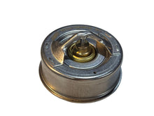 Kép betöltése a Galéria nézegetőbe, Thermostat 70 °C – Bukhanka Classic (2.4L &amp; 2.9L), Hunter &amp; 469 (2.4L &amp; 2.9L) – OEM TC108-1306100-70 - Engine - UAZ spare parts