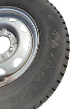 Kép betöltése a Galéria nézegetőbe, Wheel &amp; Tire Set 16in Silver 225/75R16 (5x) – Hunter &amp; 469; Bukhanka – USED - - UAZ spare parts